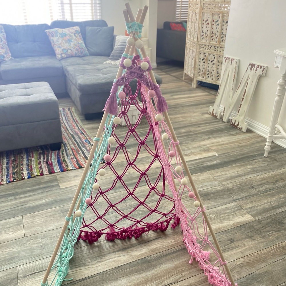 Macrame teepee